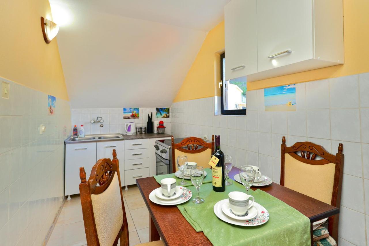 Apartment Mirjana Kotor Exterior photo