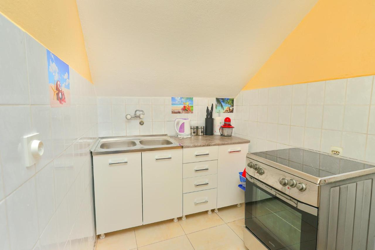 Apartment Mirjana Kotor Exterior photo