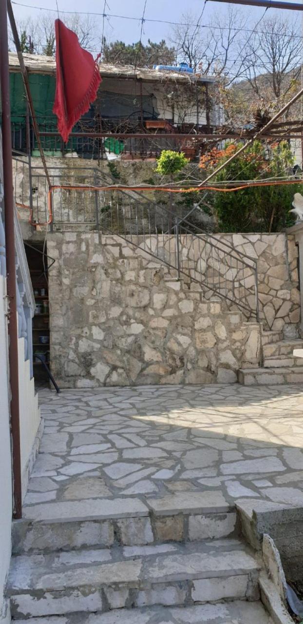 Apartment Mirjana Kotor Exterior photo